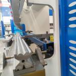 63t 2500mm Torsion Bar Press Brake Wc67y Series CNC Hydraulic Bender With E21