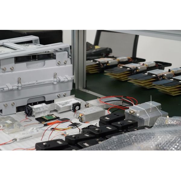 Vehicle Mounted Anti Drone Jammer with Waterproof Design and Handle Remote Control Operation for FPV Drone Countermeasure