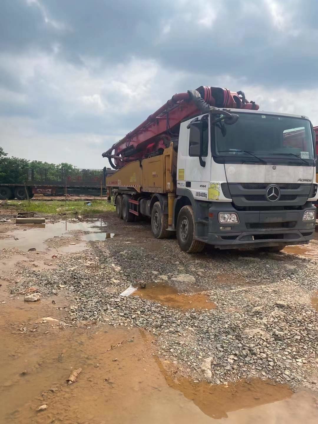 Diesel Concrete Pump Truck 300 KW Putzmeister M56 5 For Large Concrete Construction