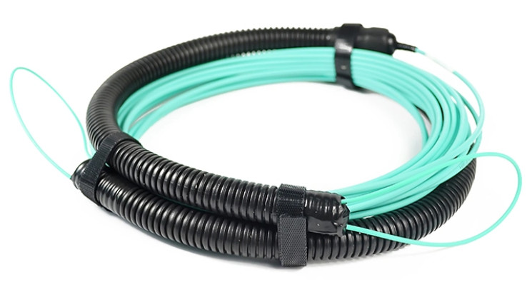 MTP / MPO-LC Sm Optical Fiber Patch Cable Round Cable Fanout 2.0mm