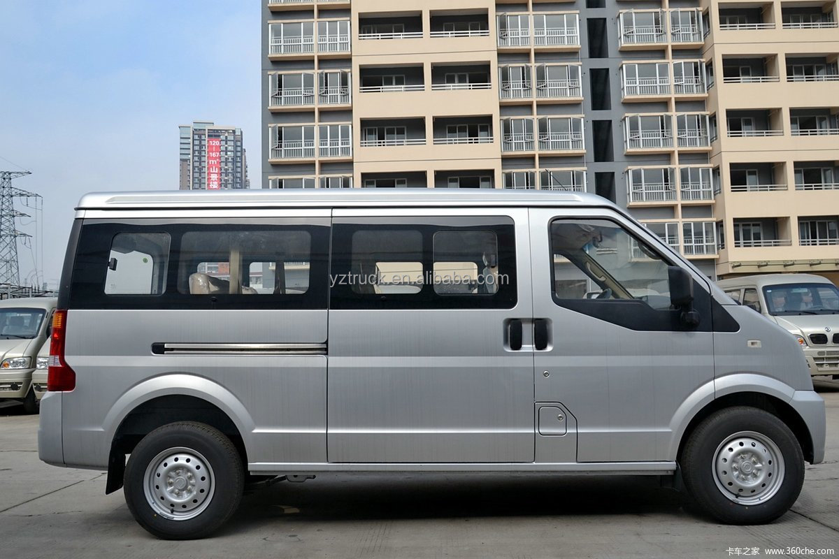Dongfeng DFSK 1.5L 112HP Van Truck Euro5 with H.S CODE 87042100 and 82kw Engine Power